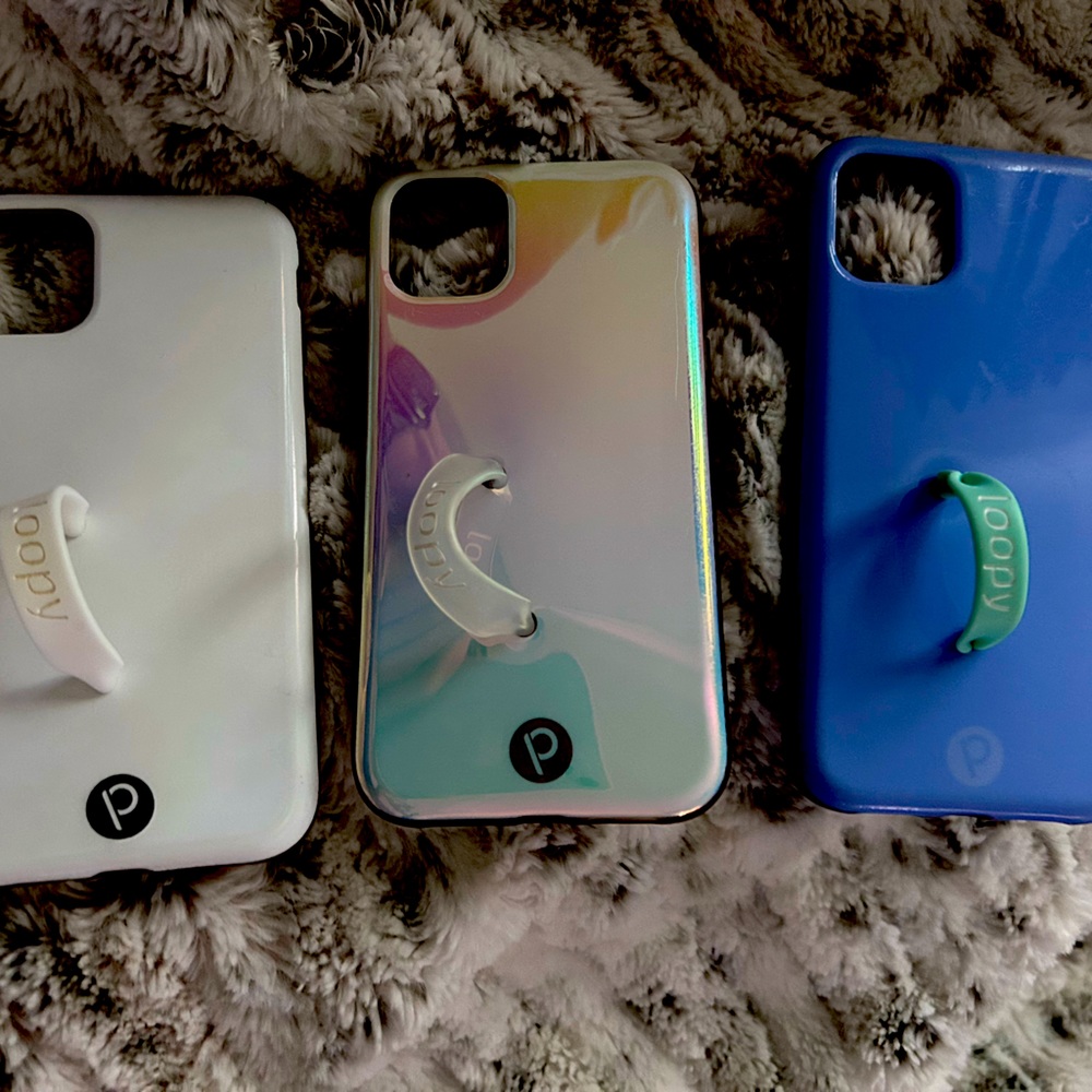 Bundle of Loopy phone cases IPhone 11. Will not separate